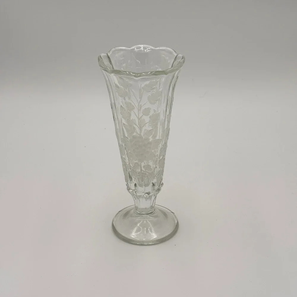 Westmoreland PANELED GRAPE Vase Glass Signed MA Lash 1980 Scalloped 8.5 X 3.5